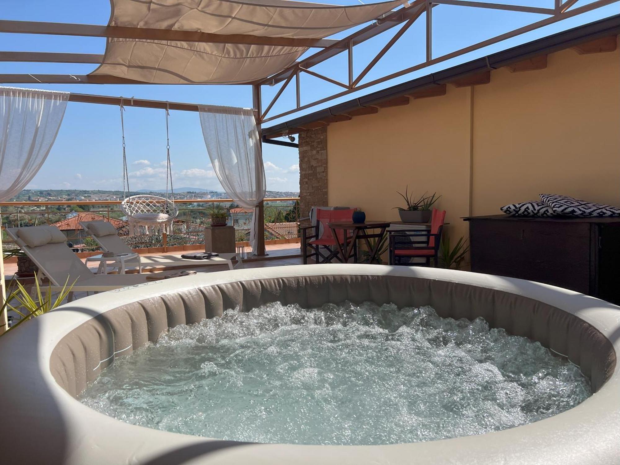 Doormat# Wait 'N Sea, Jacuzzi, Luxury Stone House Apartment Епаноми Екстериор снимка